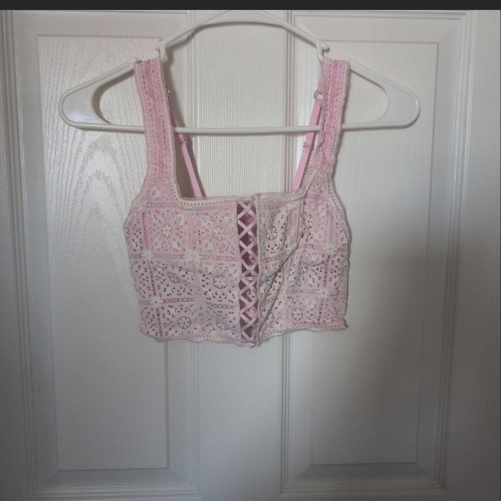 Pink Lace-Up Cropped Eyelet Tank Top - Women